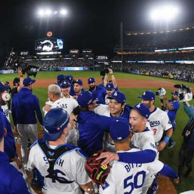 地区優勝を果たしたドジャースの選手たち