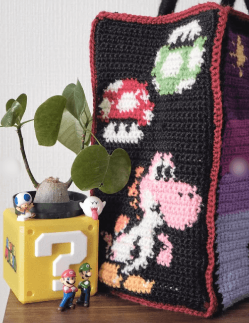 小芝風花が編んだバッグの横面